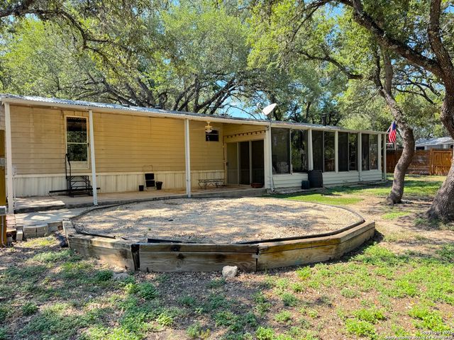 337 Dreamland, Canyon Lake, TX 78133