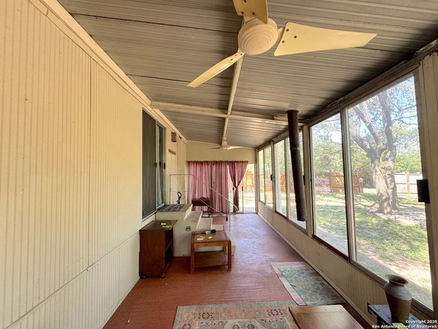 337 Dreamland, Canyon Lake, TX 78133