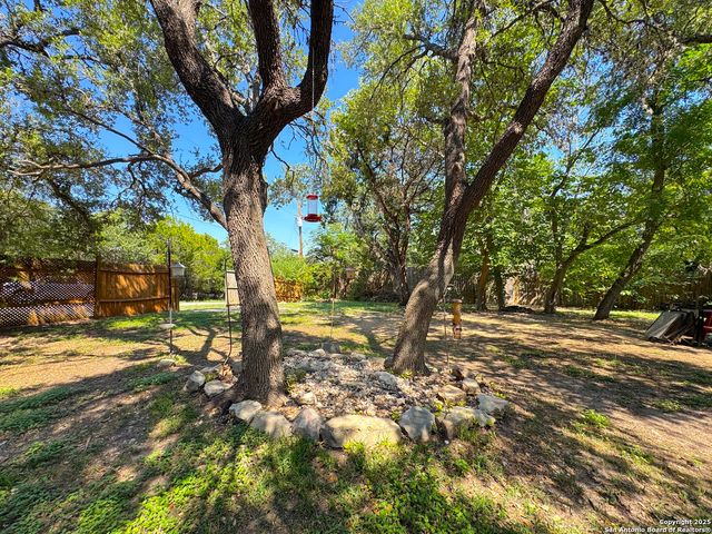 337 Dreamland, Canyon Lake, TX 78133