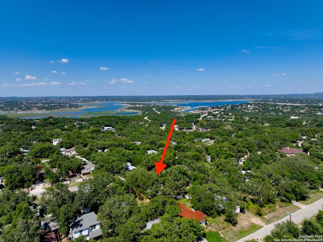 337 Dreamland, Canyon Lake, TX 78133