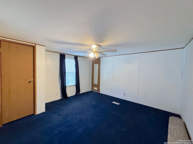 337 Dreamland, Canyon Lake, TX 78133
