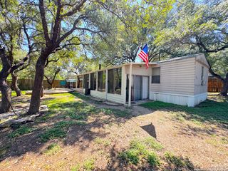 337 Dreamland, Canyon Lake, TX 78133