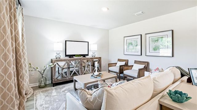 7689 Oakmont Drive E, Theodore, AL 36582
