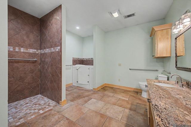 30961 Concord St, Walker, LA 70785