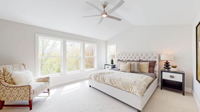 19860 Cottagewood Road, Deephaven, MN 55331