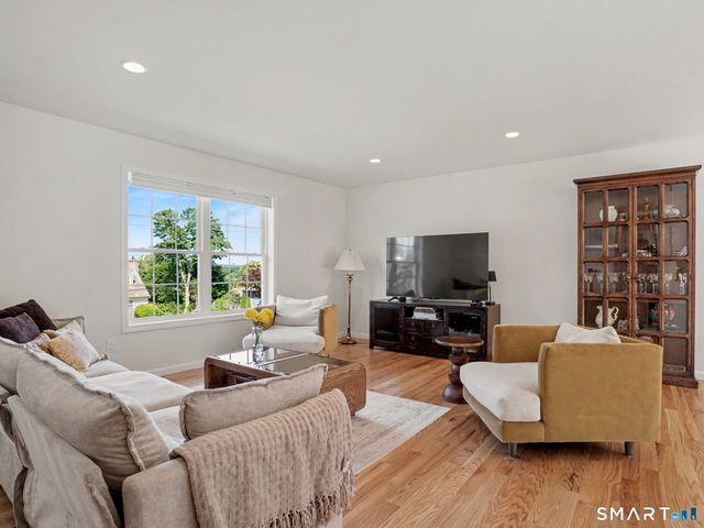 30 Lillian Avenue, New Fairfield, CT 06812