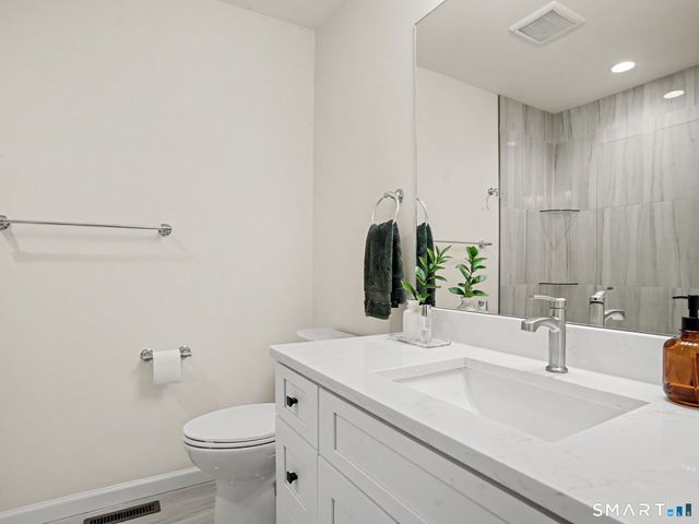 30 Lillian Avenue, New Fairfield, CT 06812