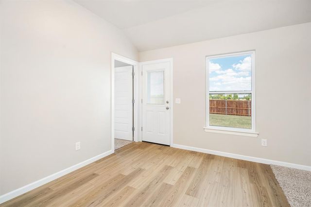 737 Luna Way, Tuttle, OK 73089