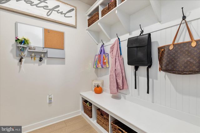 423 MEADOW CREEK DR, Bowie, MD 20716