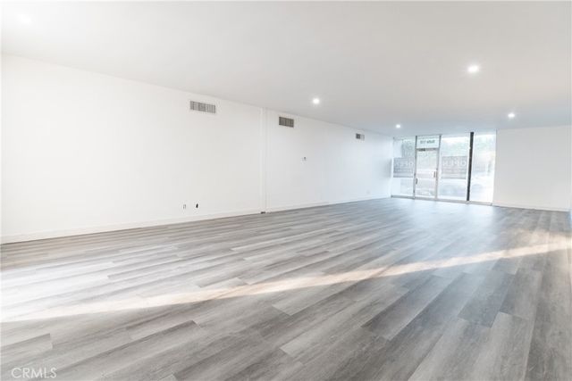 7340 Florence 115, Downey, CA 90240