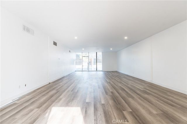 7340 Florence 115, Downey, CA 90240