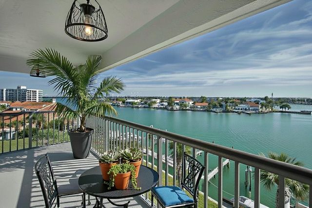 1651 SAND KEY ESTATES COURT 44, Clearwater Beach, FL 33767