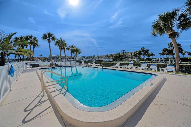 1651 SAND KEY ESTATES COURT 44, Clearwater Beach, FL 33767