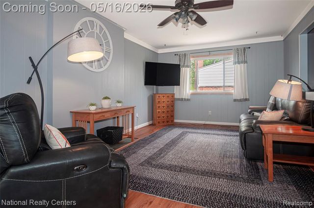 2446 Milverton Drive, Troy, MI 48083