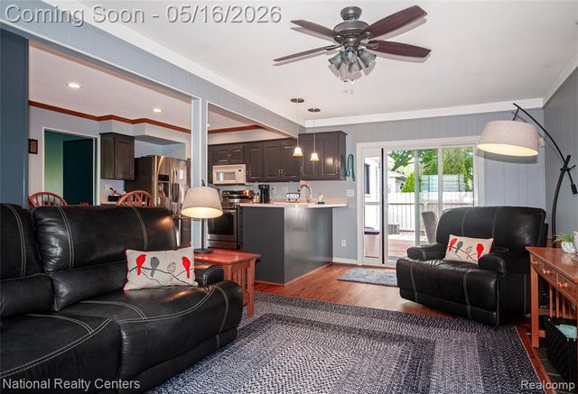 2446 Milverton Drive, Troy, MI 48083