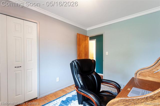 2446 Milverton Drive, Troy, MI 48083