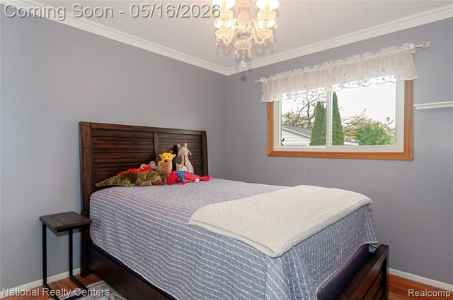 2446 Milverton Drive, Troy, MI 48083