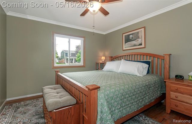 2446 Milverton Drive, Troy, MI 48083