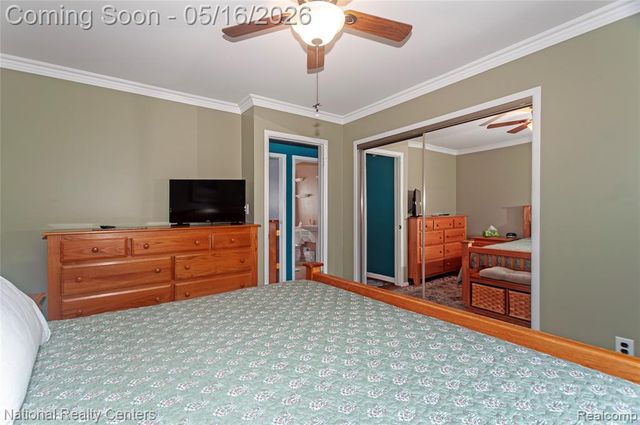 2446 Milverton Drive, Troy, MI 48083
