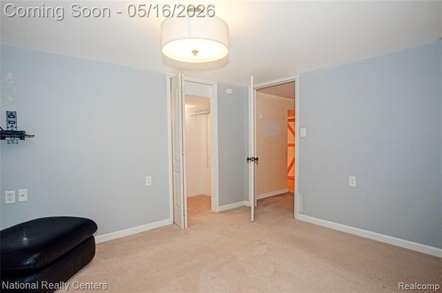 2446 Milverton Drive, Troy, MI 48083