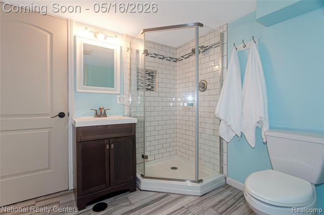 2446 Milverton Drive, Troy, MI 48083