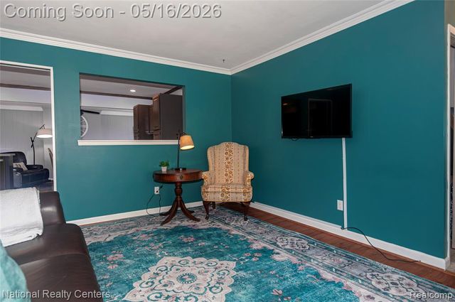 2446 Milverton Drive, Troy, MI 48083