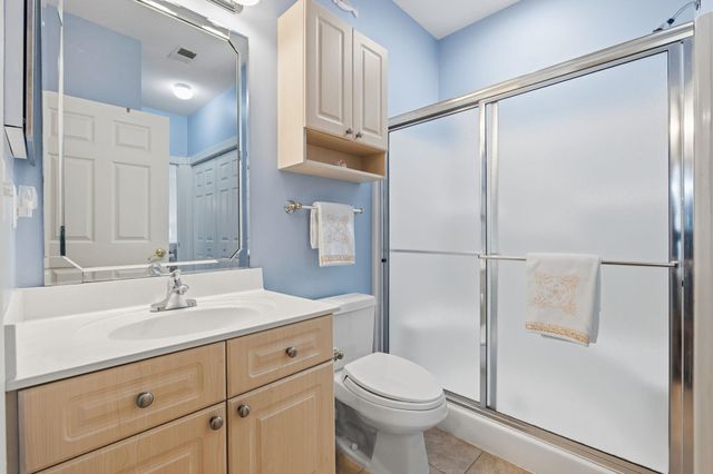 4861 Luster Leaf Cir Apt 304, Myrtle Beach, SC 29577