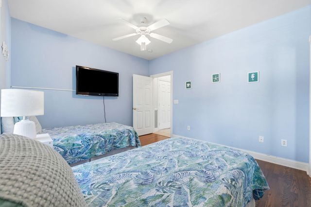 4861 Luster Leaf Cir Apt 304, Myrtle Beach, SC 29577