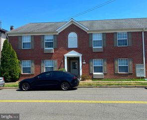 308 Broadway St Apt 101, Quantico, VA 22134