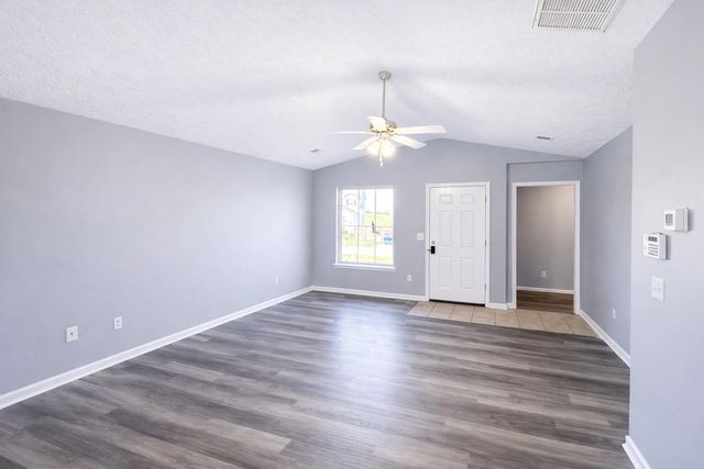 1010 Cedar Ridge Court, Lawrenceburg, KY 40342