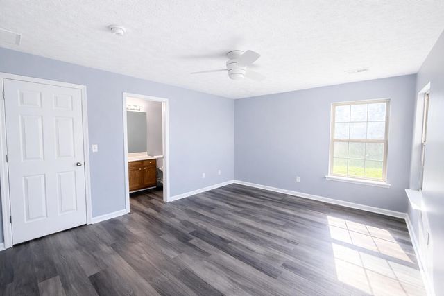 1010 Cedar Ridge Court, Lawrenceburg, KY 40342