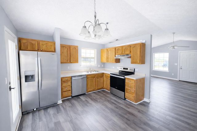 1010 Cedar Ridge Court, Lawrenceburg, KY 40342