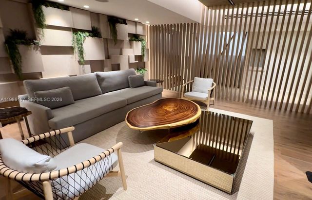 2301 Collins Ave 931, Miami Beach, FL 33139