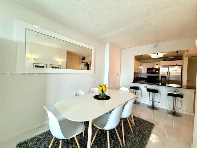 2301 Collins Ave 931, Miami Beach, FL 33139