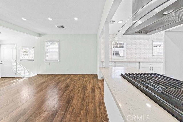 10717 Cantara Street, Sun Valley (los Angeles), CA 91352