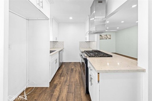 10717 Cantara Street, Sun Valley (los Angeles), CA 91352