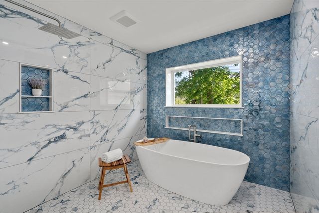 4 Grove St, Medford, MA 02155