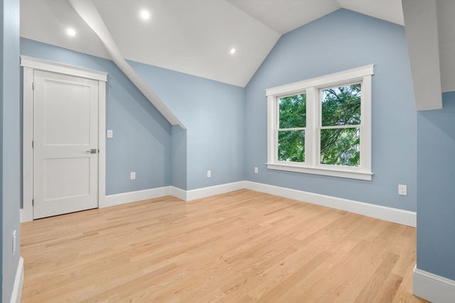 4 Grove St, Medford, MA 02155