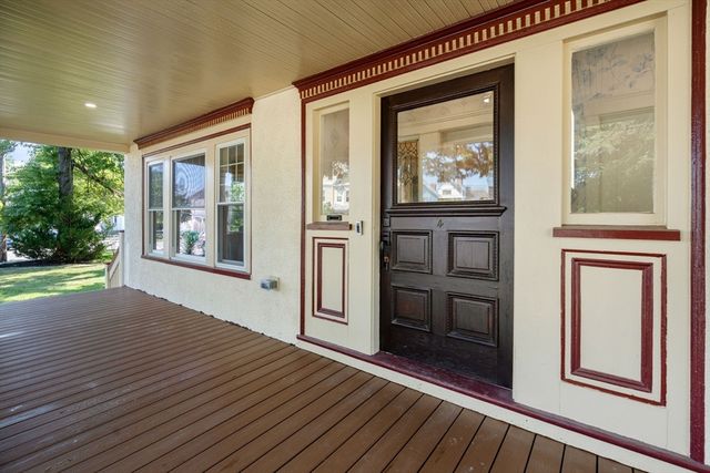 4 Grove St, Medford, MA 02155