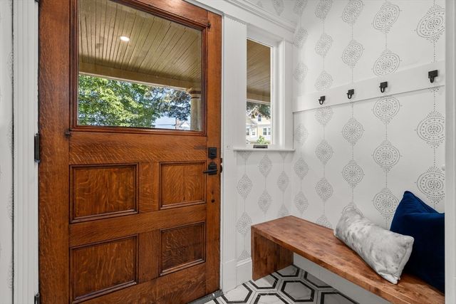 4 Grove St, Medford, MA 02155