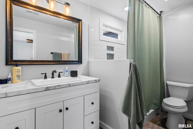 2314 RAMSEY Avenue, Springfield, IL 62702