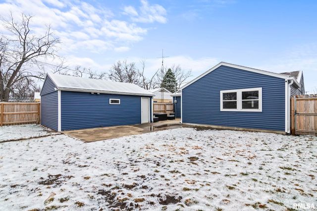 2314 RAMSEY Avenue, Springfield, IL 62702