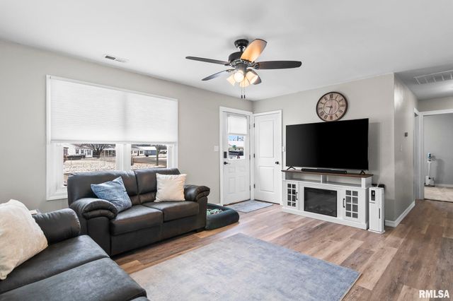 2314 RAMSEY Avenue, Springfield, IL 62702