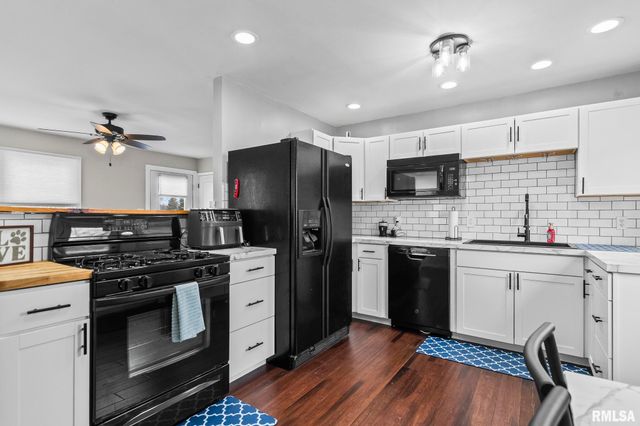 2314 RAMSEY Avenue, Springfield, IL 62702