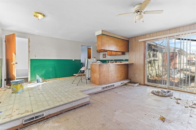 6715 Niagara Street, Romulus, MI 48174