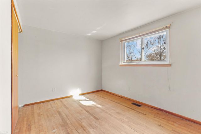 6715 Niagara Street, Romulus, MI 48174