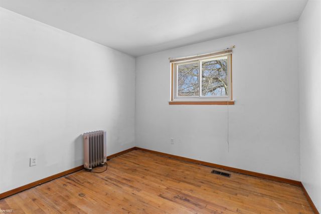 6715 Niagara Street, Romulus, MI 48174