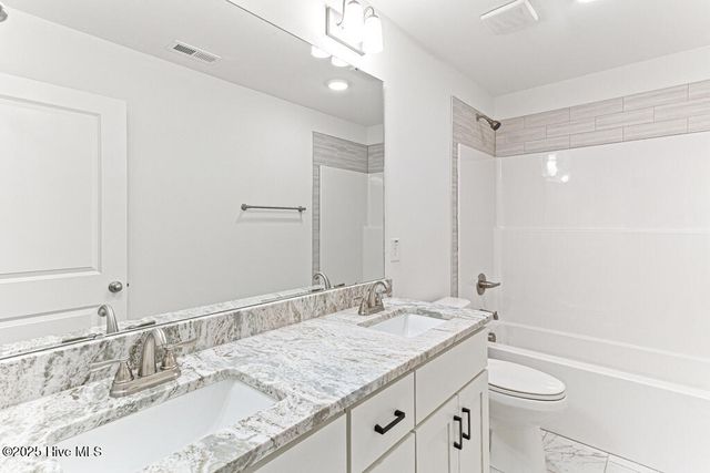 10 Van Buren Lane, Pinehurst, NC 28374