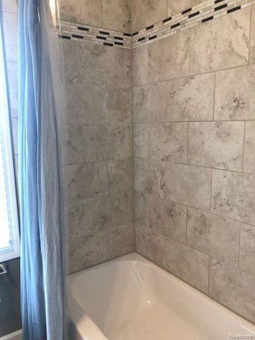 1009 Larkmoor Boulevard, Berkley, MI 48072