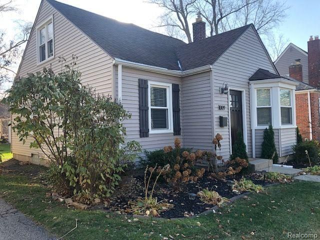 1009 Larkmoor Boulevard, Berkley, MI 48072